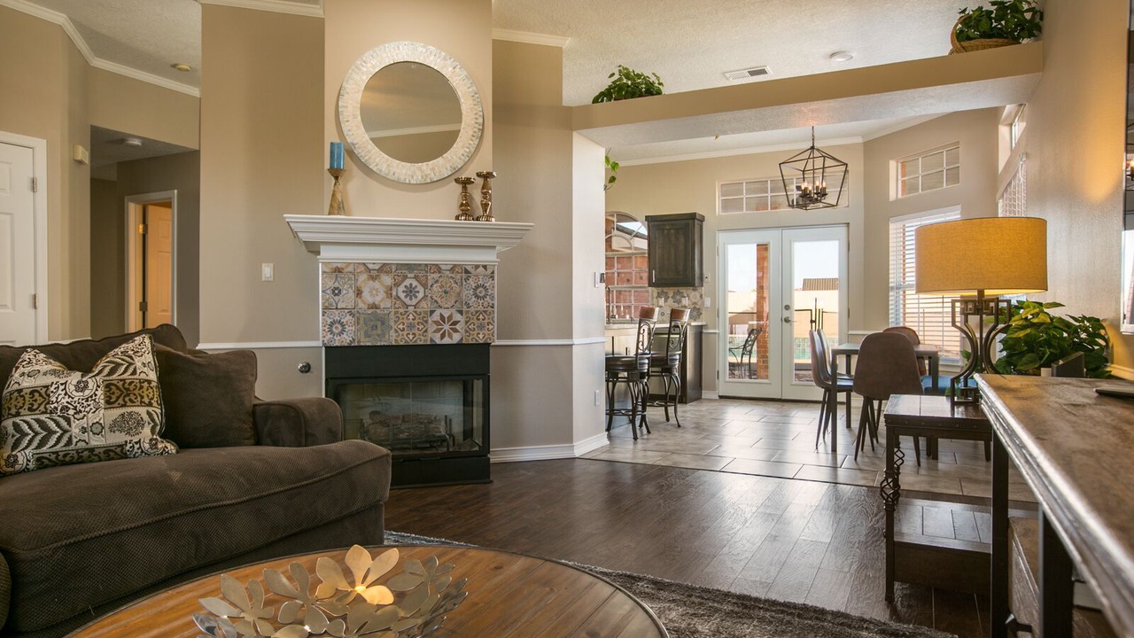 Photo of Livingroom in Westside