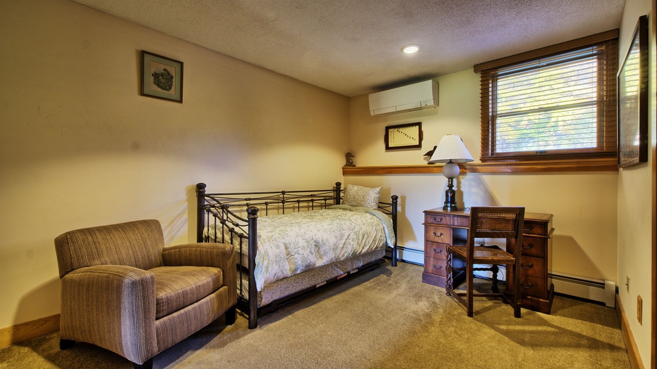 Photo of Bedroom in Londonderry