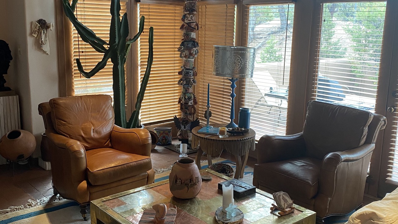 Photo of Livingroom in Nambe Pueblo