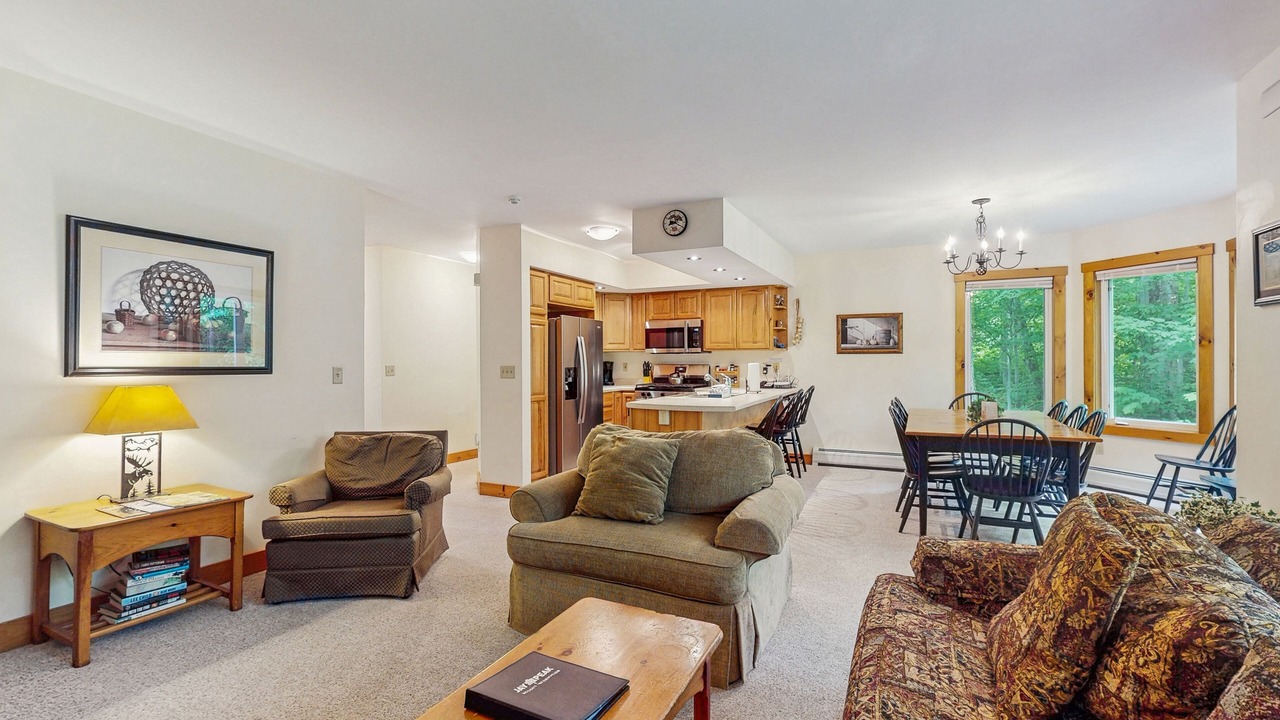 Photo of Livingroom in North Troy