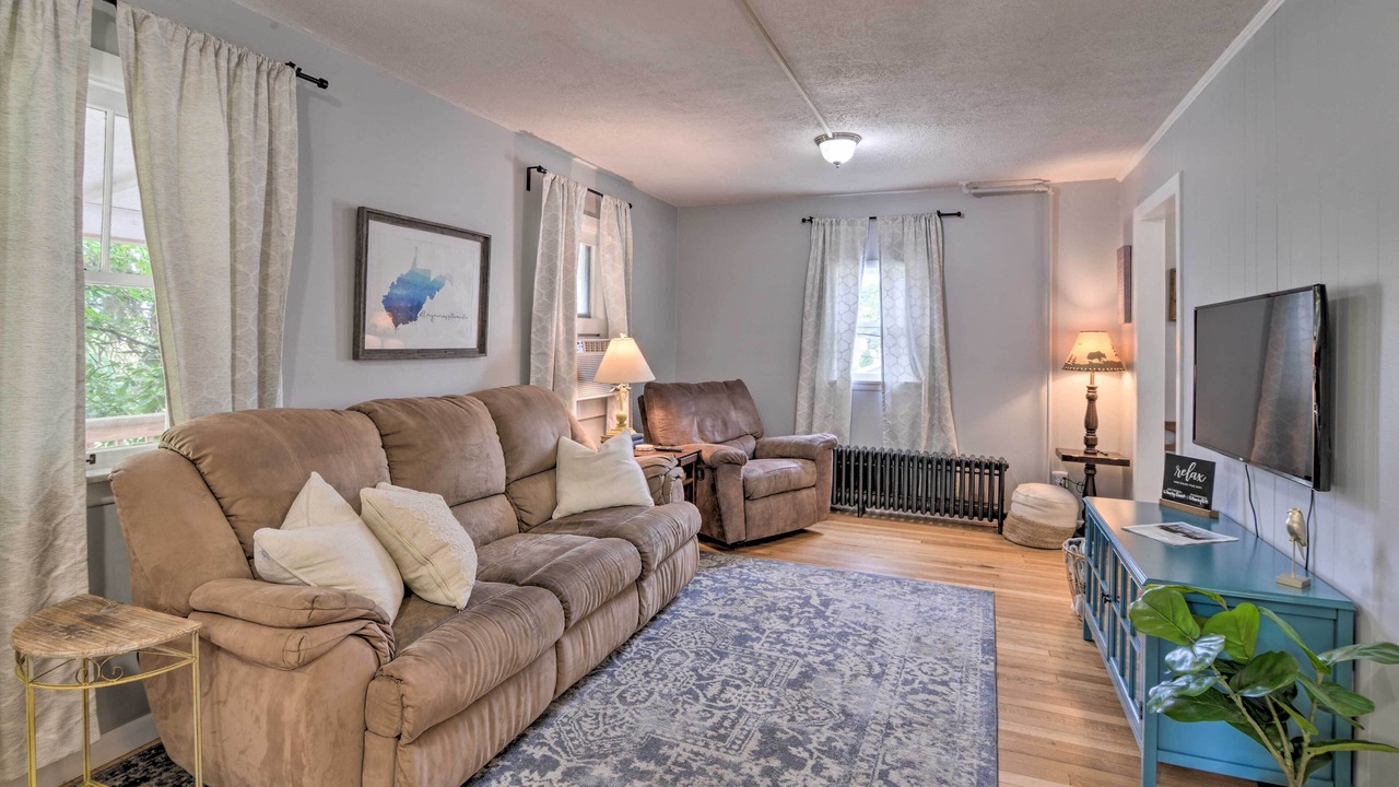 Photo of Livingroom in Morgantown