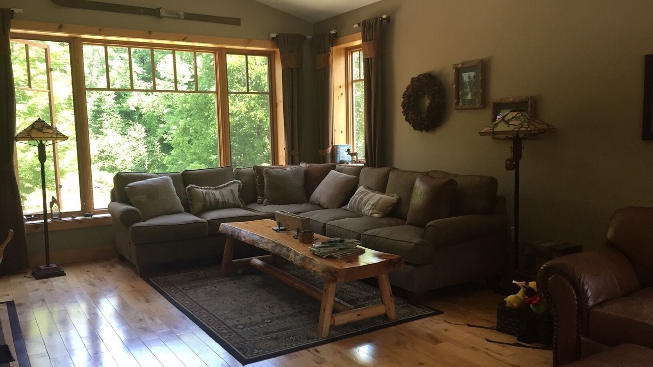 Photo of Livingroom in North Creek