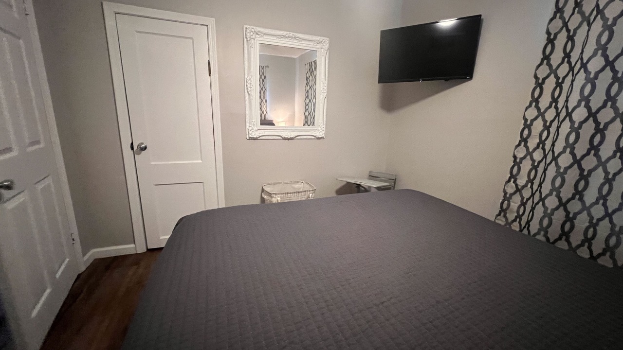 Photo of Bedroom in Huntington
