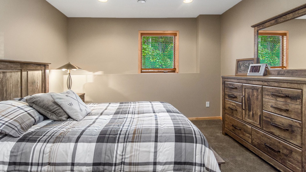 Photo of Bedroom in Nisswa