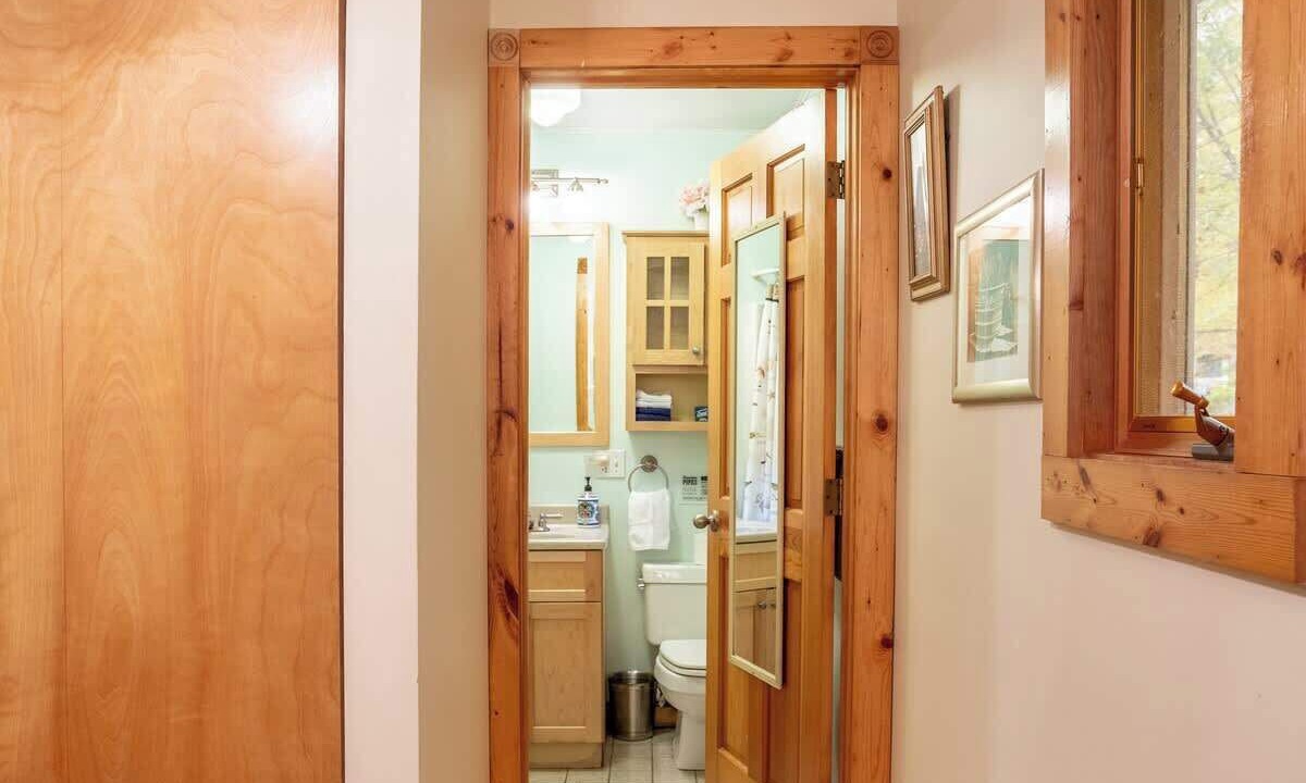 Photo of Bathroom in Union Pier