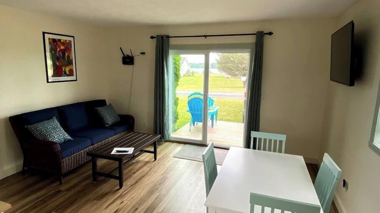 Photo of Livingroom in Alburg
