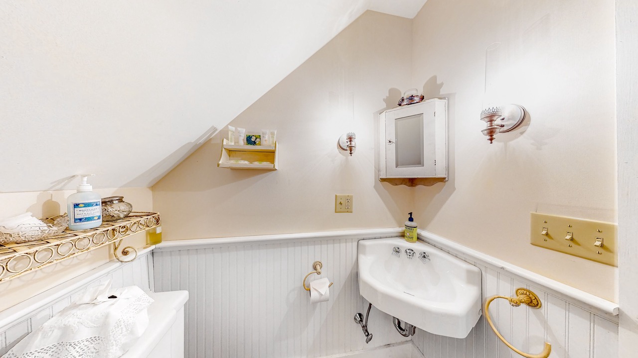 Photo of Bathroom in Lincoln