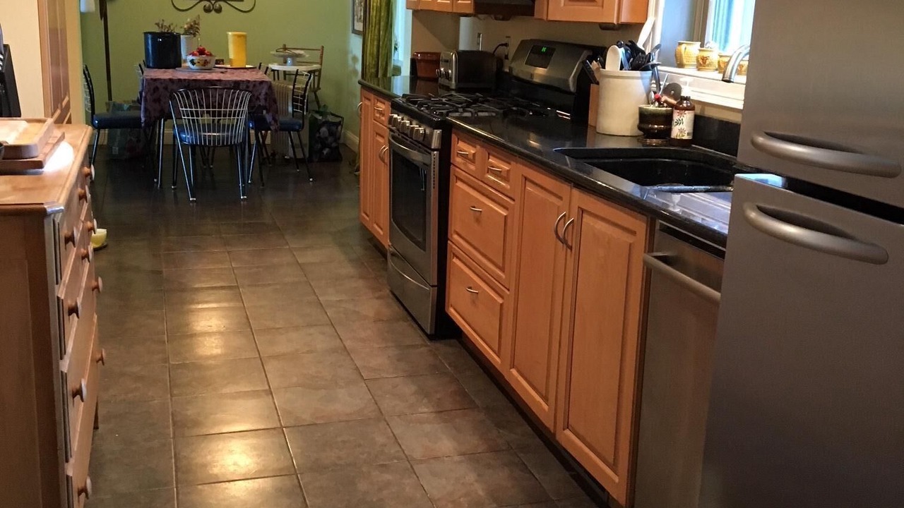 Photo of Kitchen in Alburg