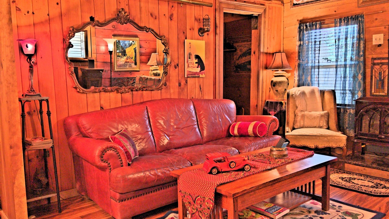 Photo of Livingroom in Malletts Bay