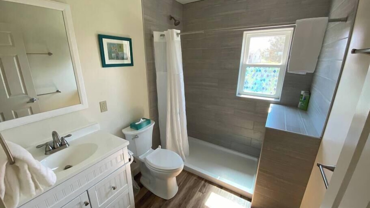 Photo of Bathroom in Alburg