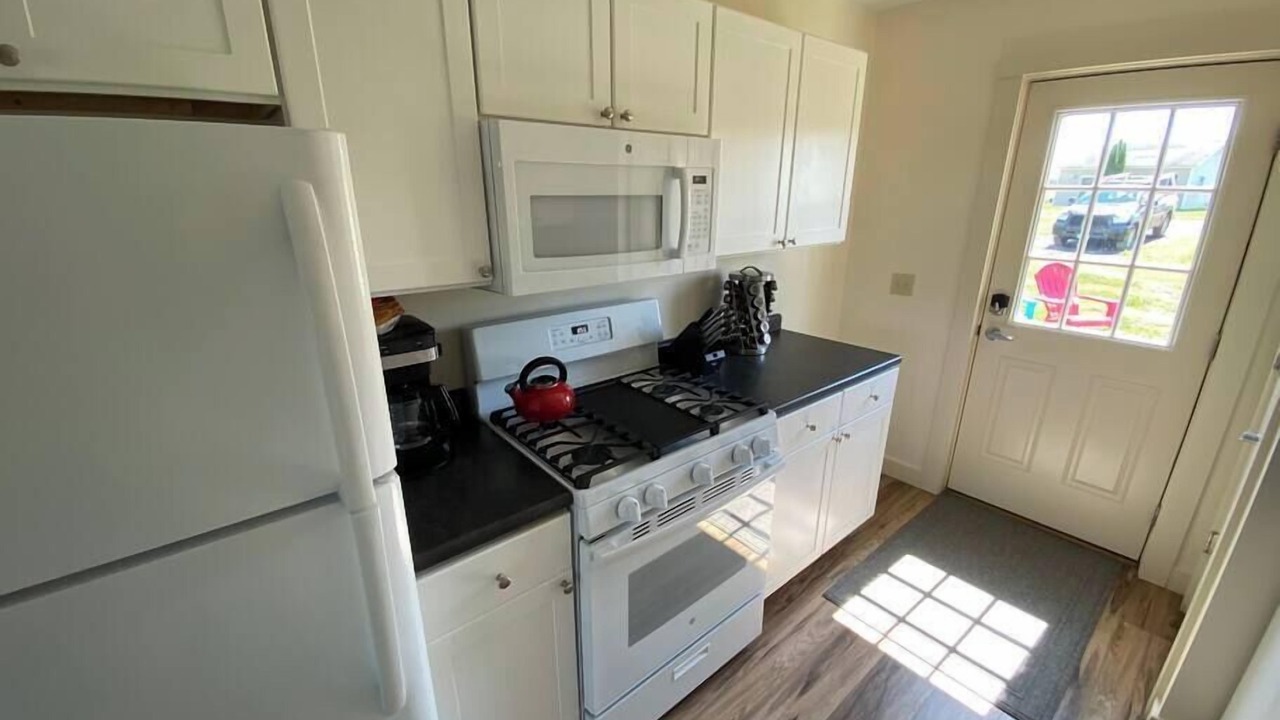 Photo of Kitchen in Alburg