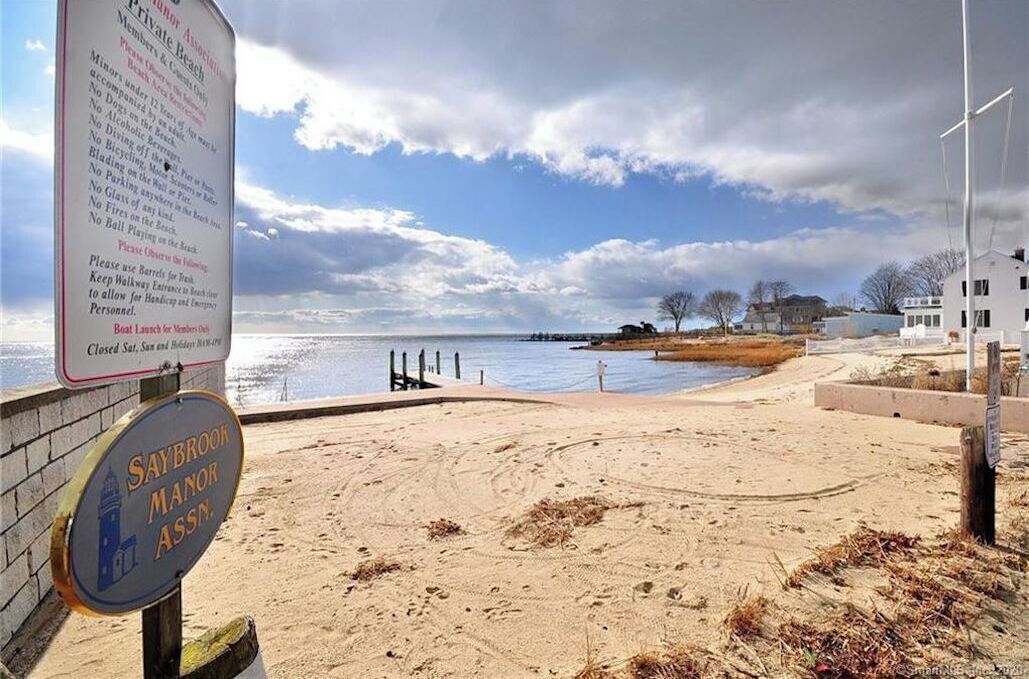 Photo of Others in Saybrook Manor