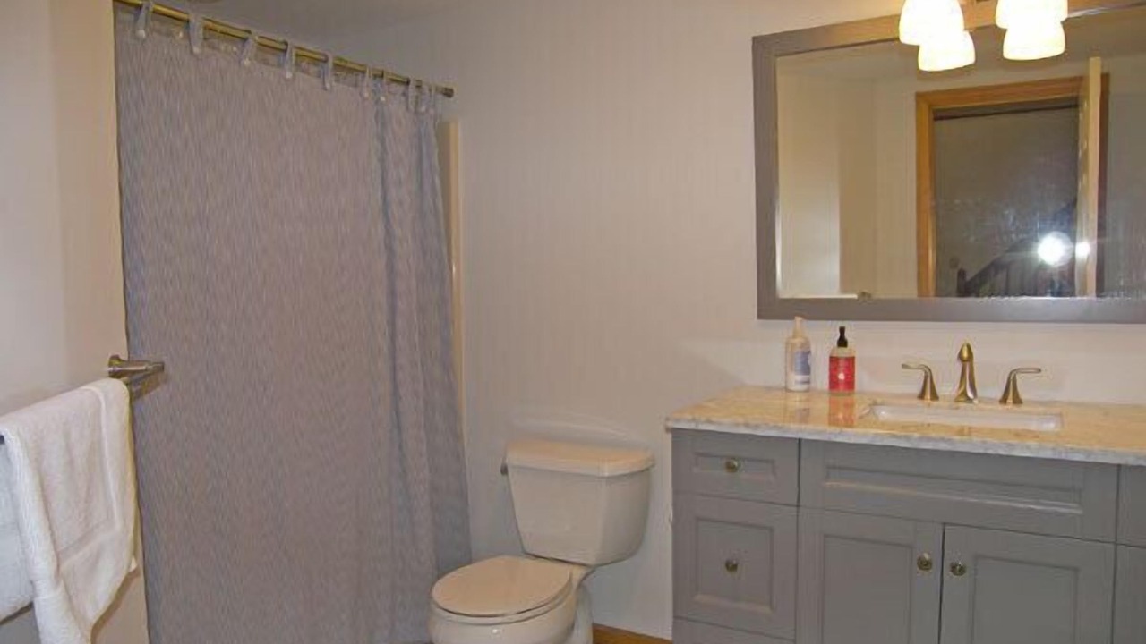 Photo of Bathroom in Lincoln