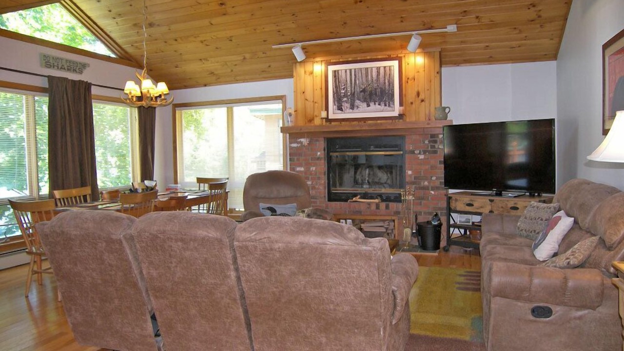 Photo of Livingroom in North Woodstock