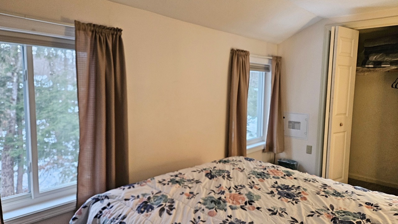 Photo of Bedroom in North Woodstock