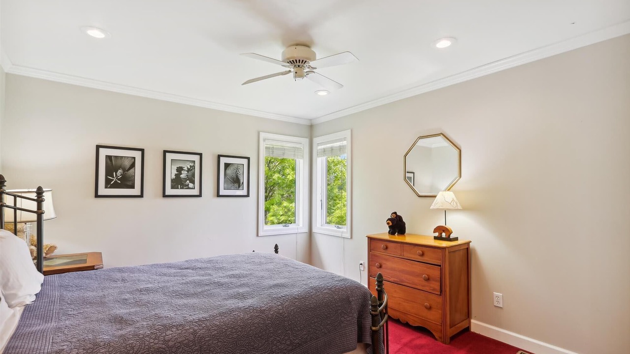 Photo of Bedroom in Timberline