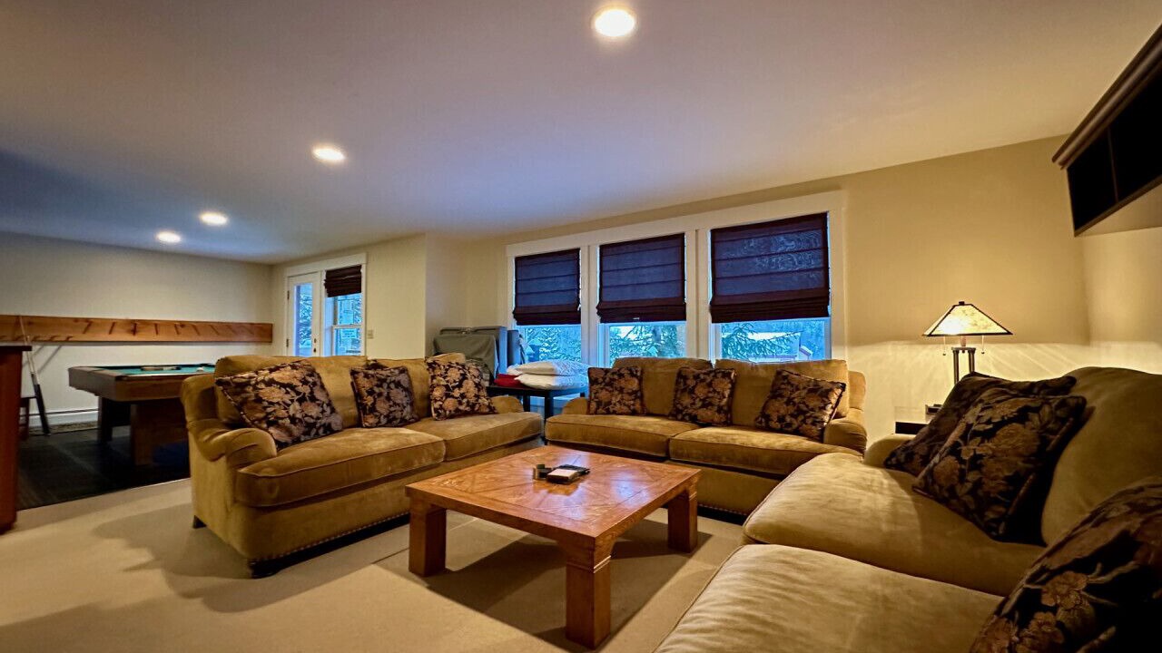 Photo of Livingroom in Central Vermont- Killington