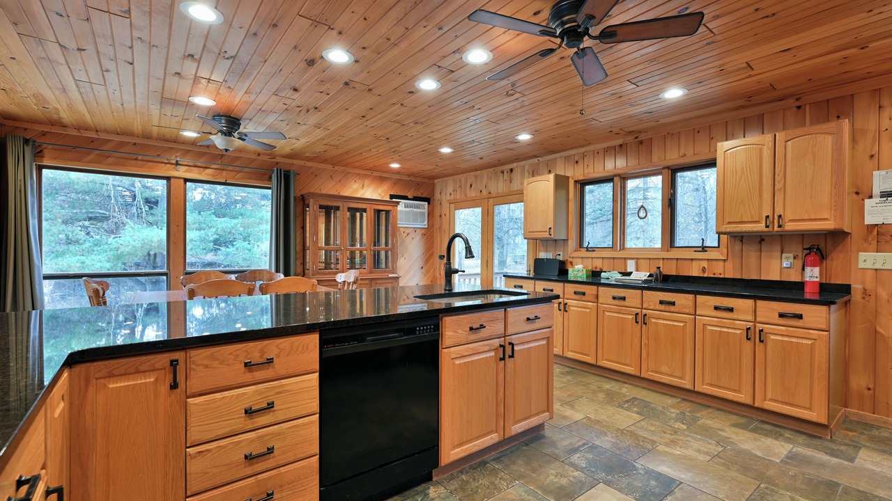 Photo of Kitchen in Cable