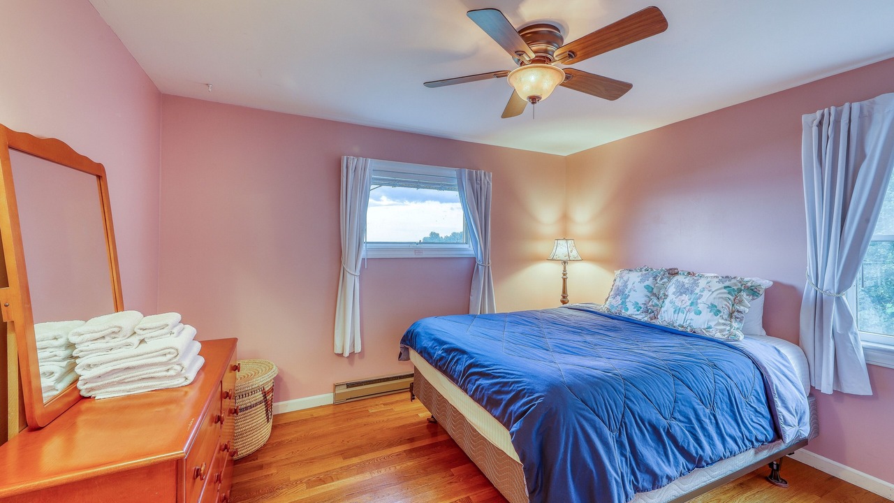 Photo of Bedroom in North Hero