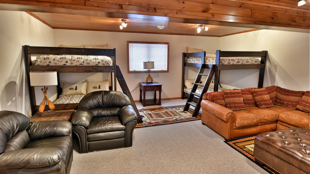 Photo of Bedroom in Cable