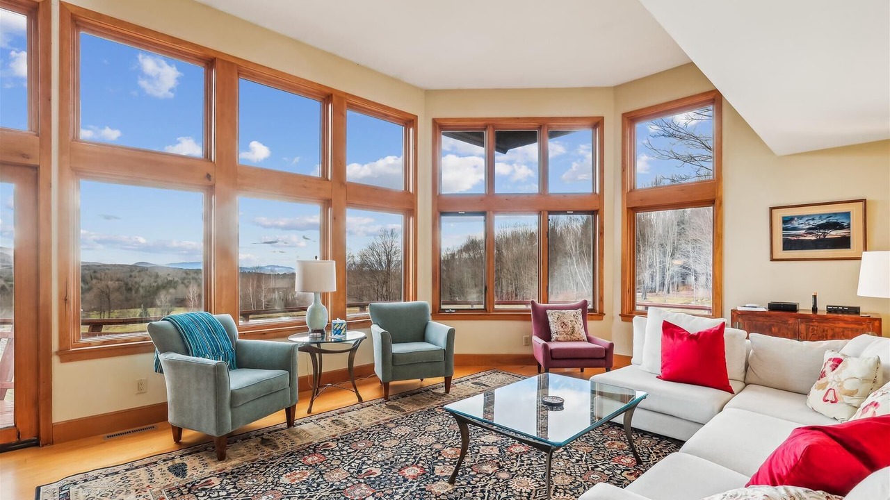 Photo of Livingroom in Stowe Hollow