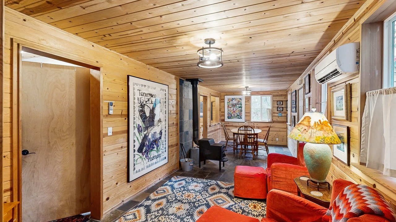 Photo of Livingroom in Otter Rock