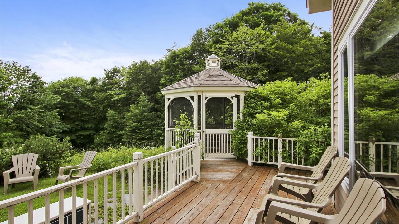 Photo of Patio Balcony in Stowe Area