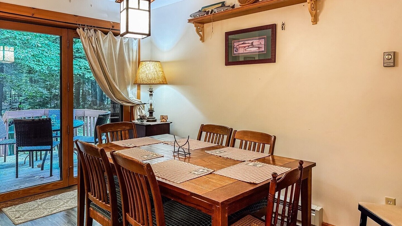 Photo of Livingroom in Inlet