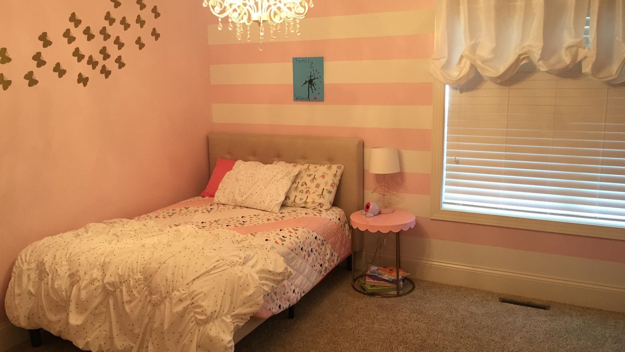Photo of Bedroom in Lakeville