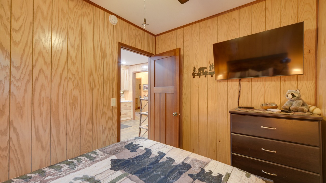 Photo of Bedroom in Solon Springs