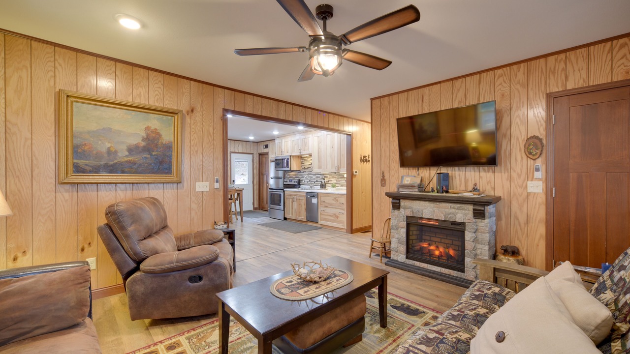Photo of Livingroom in Solon Springs