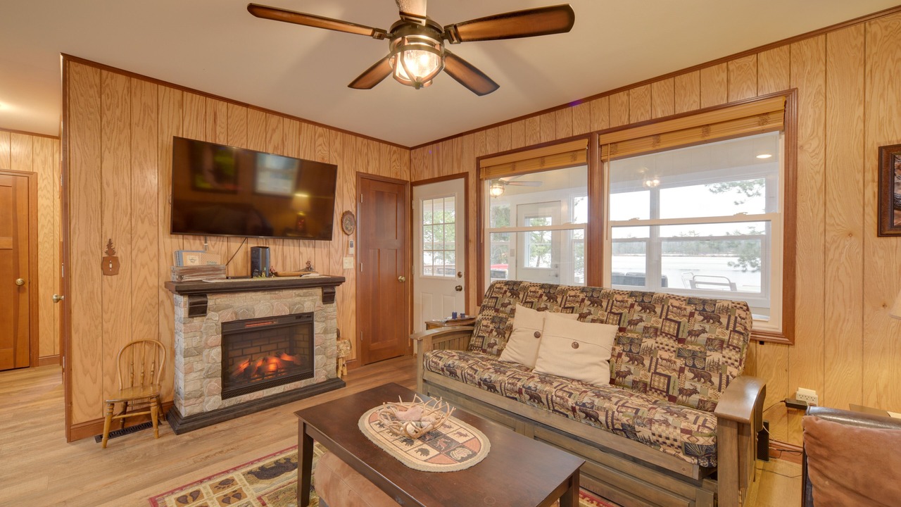 Photo of Livingroom in Solon Springs