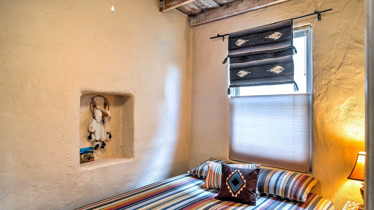 Photo of Bedroom in South Capitol