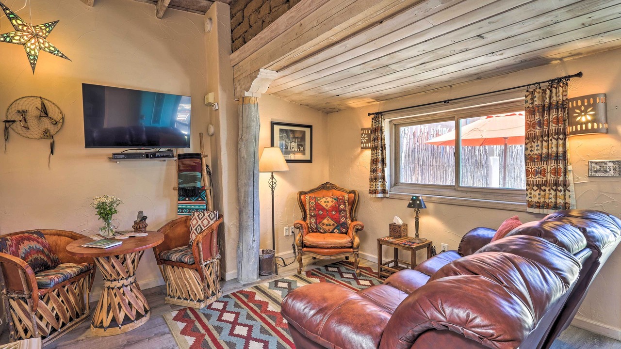 Photo of Livingroom in South Capitol