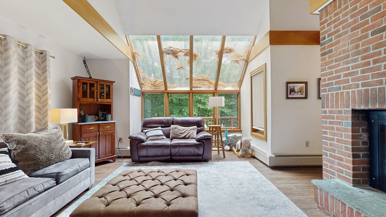 Photo of Livingroom in Plymouth