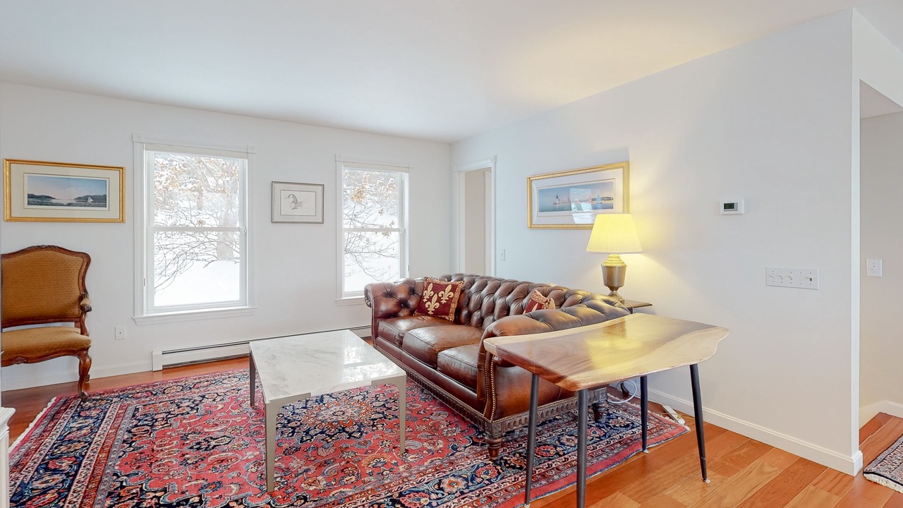 Photo of Livingroom in Waterbury Center