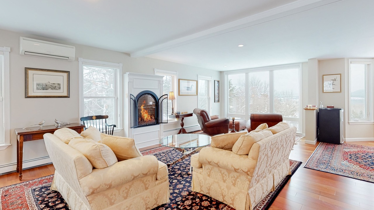 Photo of Livingroom in Waterbury Center