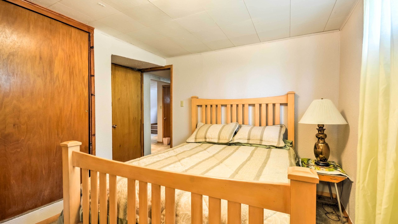 Photo of Bedroom in Springer