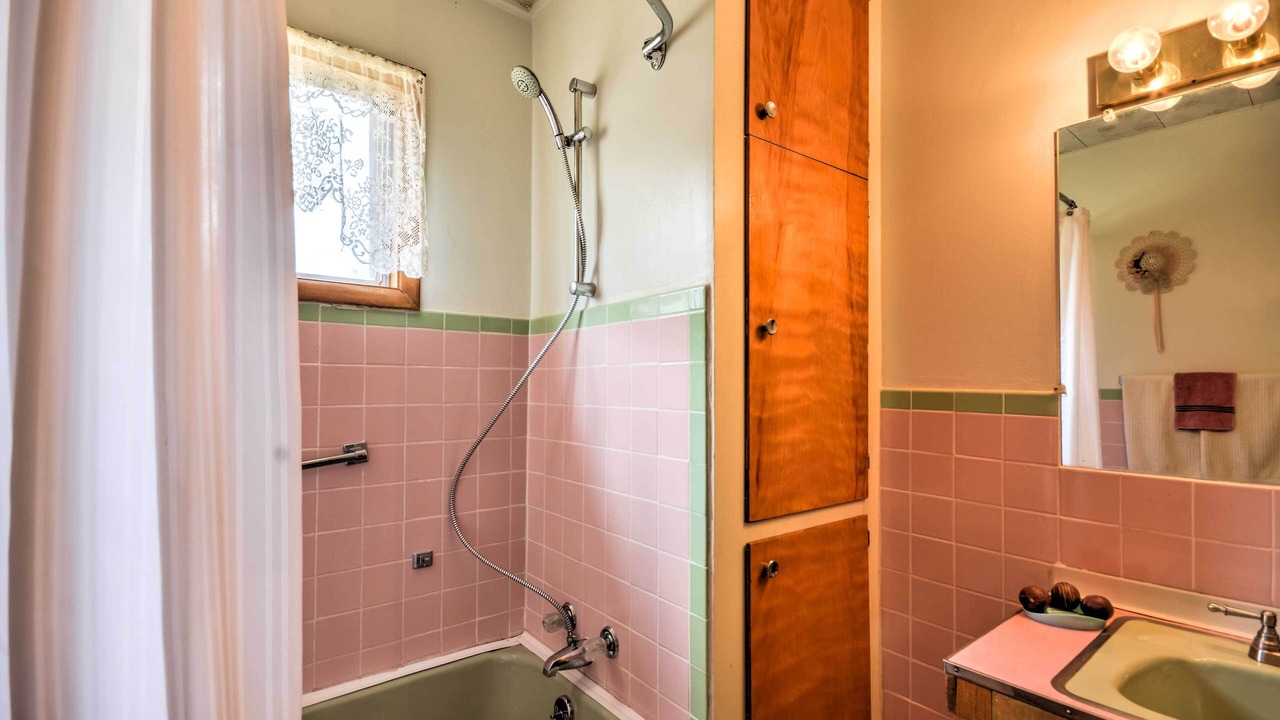 Photo of Bathroom in Springer