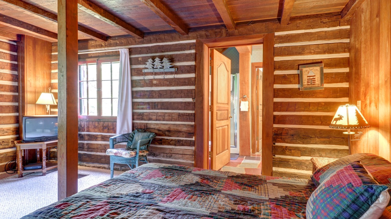Photo of Bedroom in Blakeslee