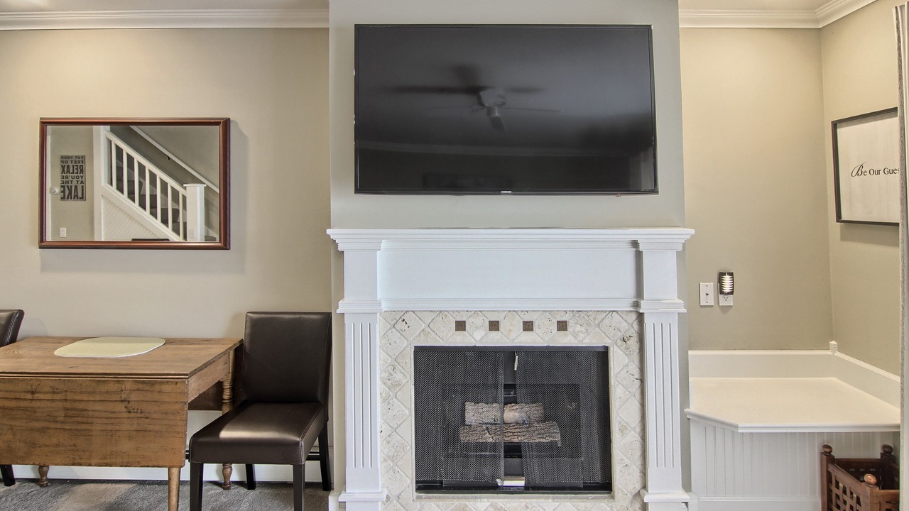 Photo of Livingroom in Boyne City