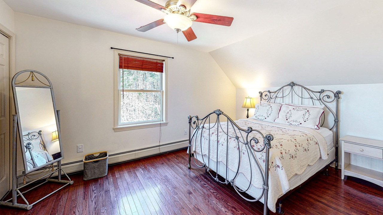 Photo of Bedroom in Ludlow