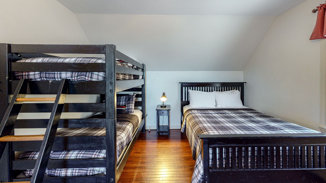 Photo of Bedroom in Ludlow