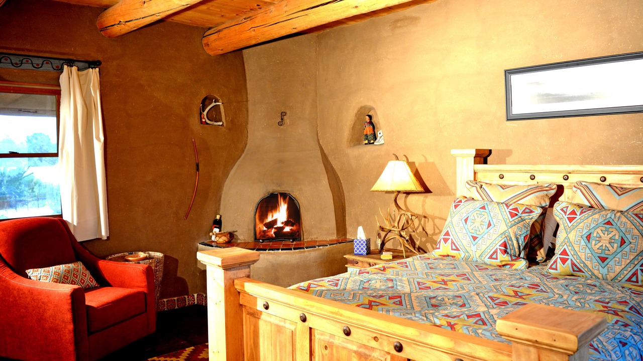 Photo of Livingroom in Taos