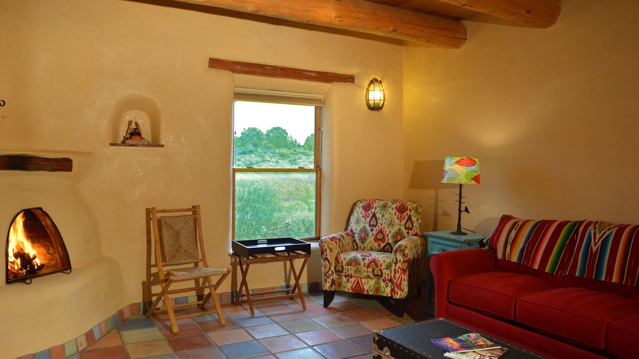 Photo of Livingroom in Taos