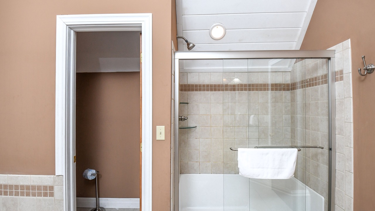 Photo of Bathroom in McHenry