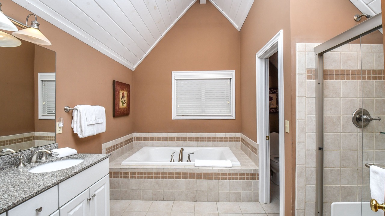 Photo of Bathroom in McHenry