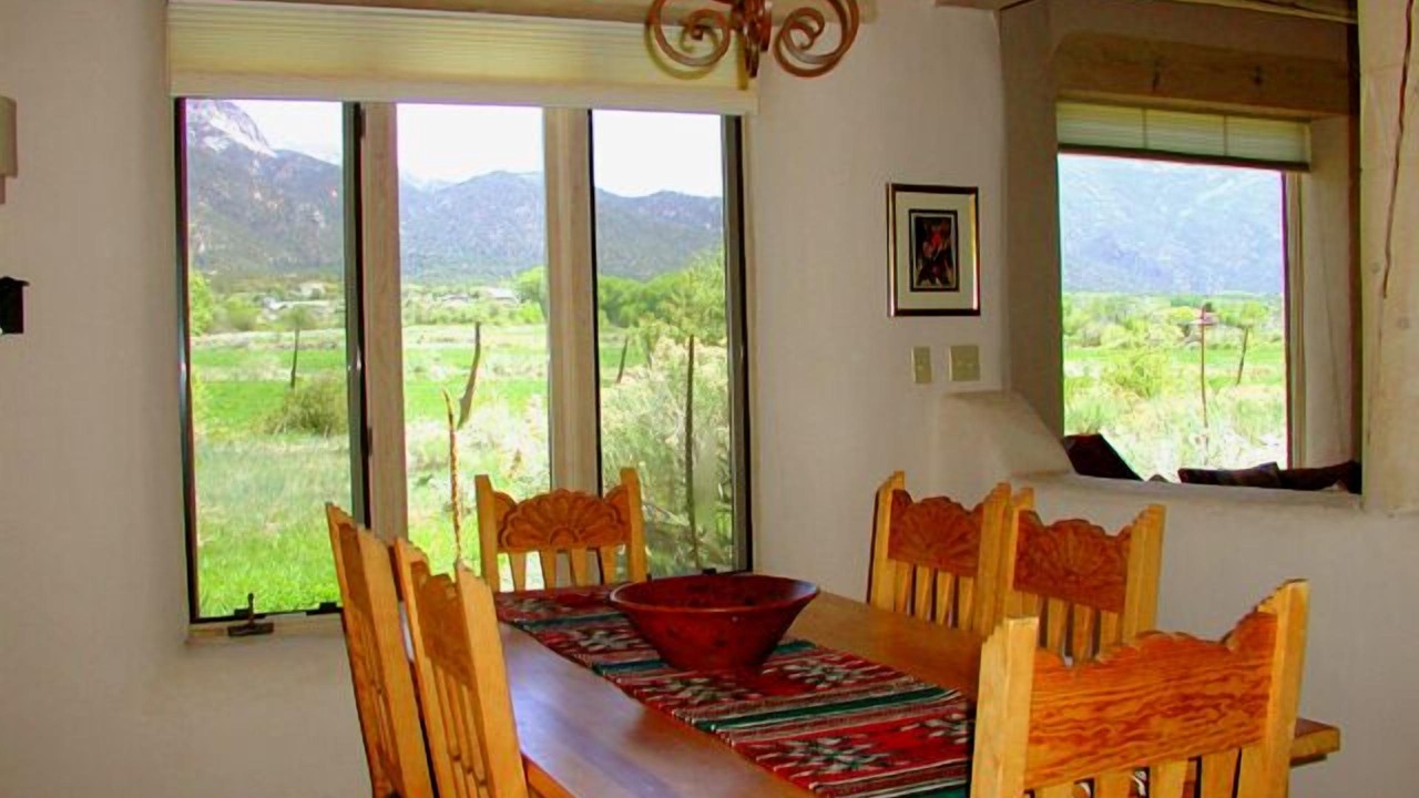 Photo of Bedroom in Arroyo Seco