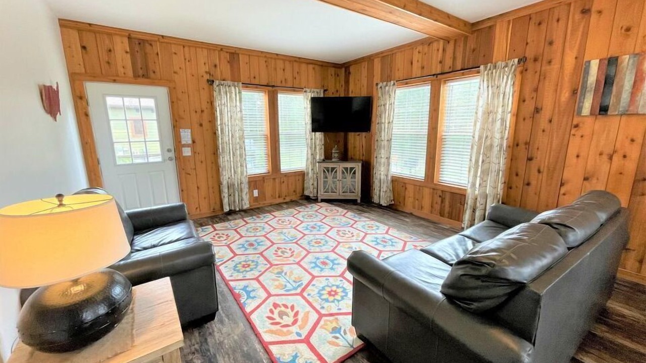 Photo of Livingroom in Spring Brook