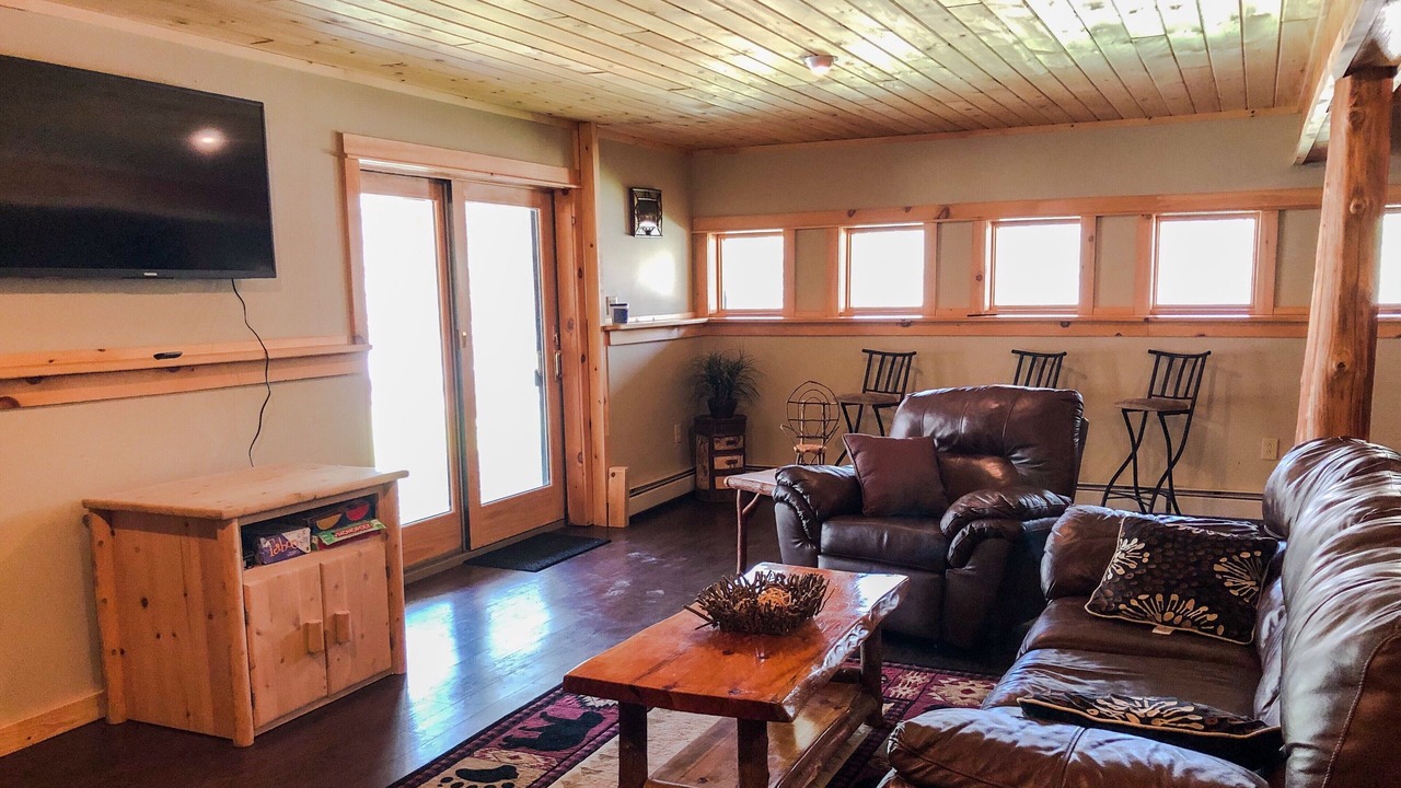 Photo of Livingroom in Jay